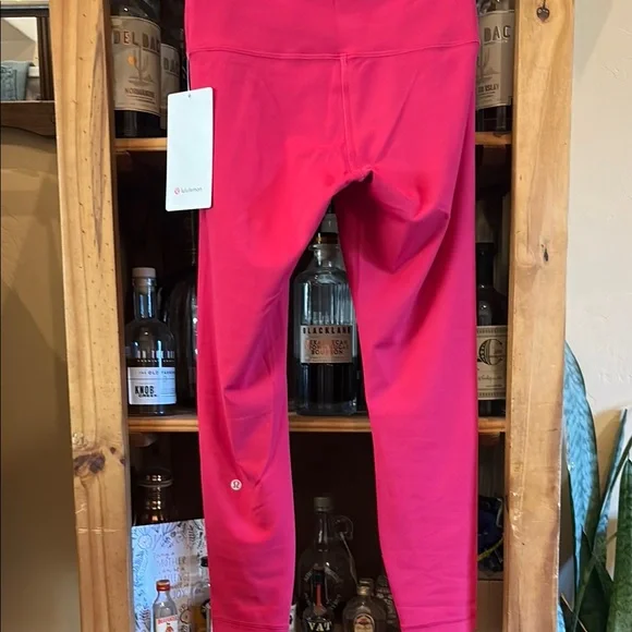 lululemon athletica Pink Wunder Train Leggings Vibrant 25 in - Picture 7 of 8